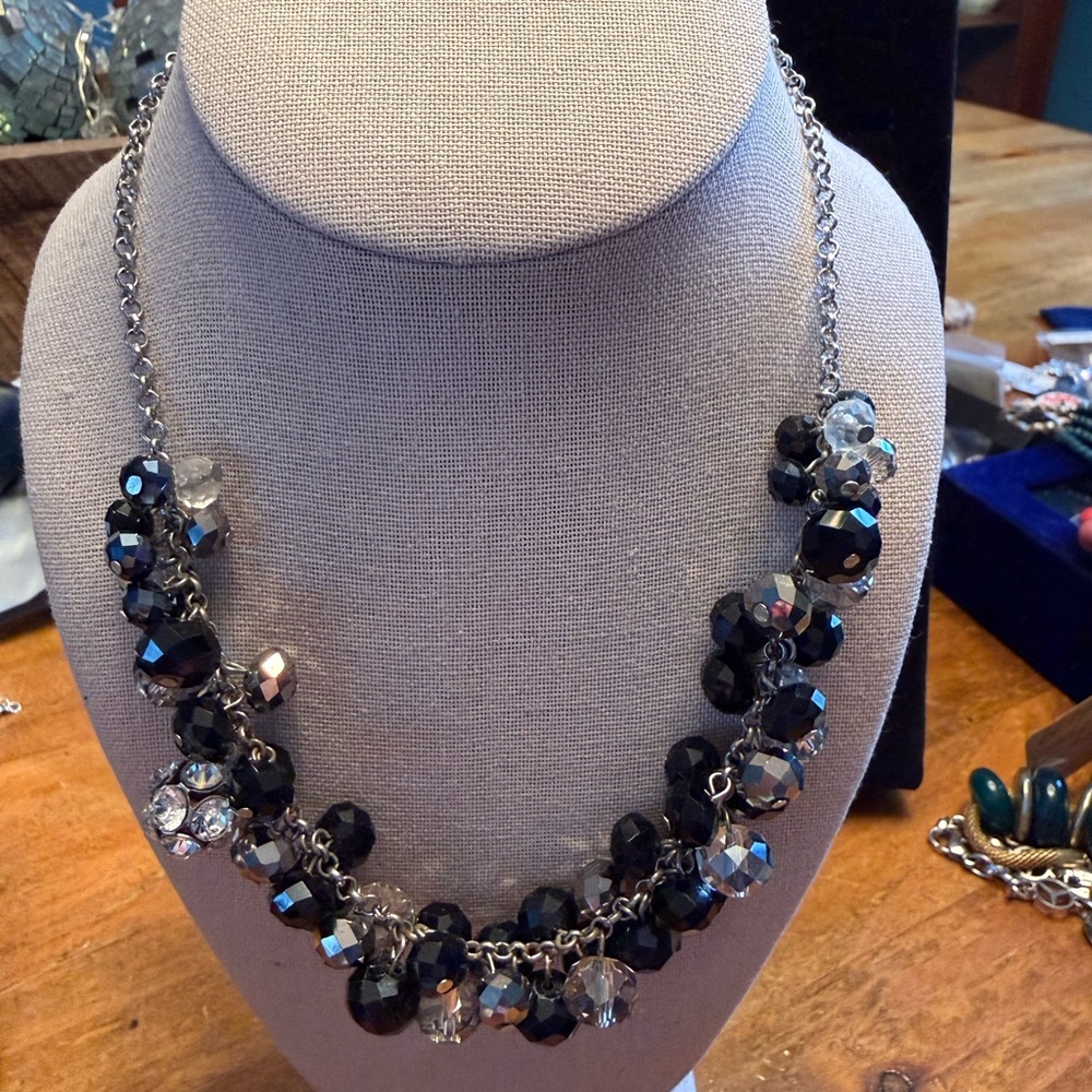Elegant Black and Silver Beaded Necklace